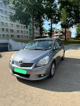 Toyota Verso 2.0 D-4D Automatik, 7 Sitzer,... - gebrauchte Toyota Verso aus dem Jahr 2010