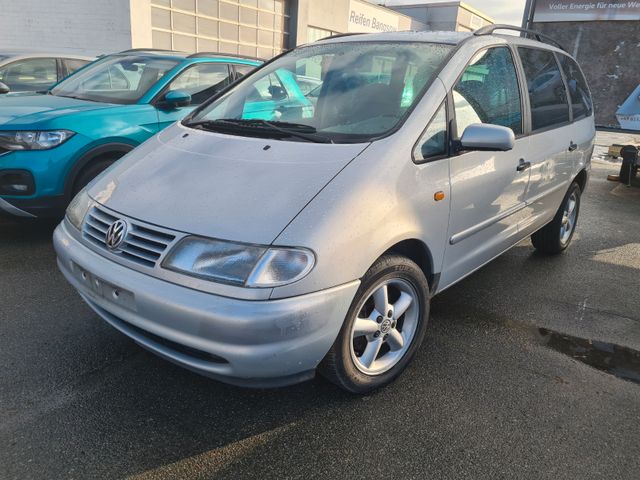 Volkswagen Sharan 1.8 T 6 SITZER KLIMA 1.HAND