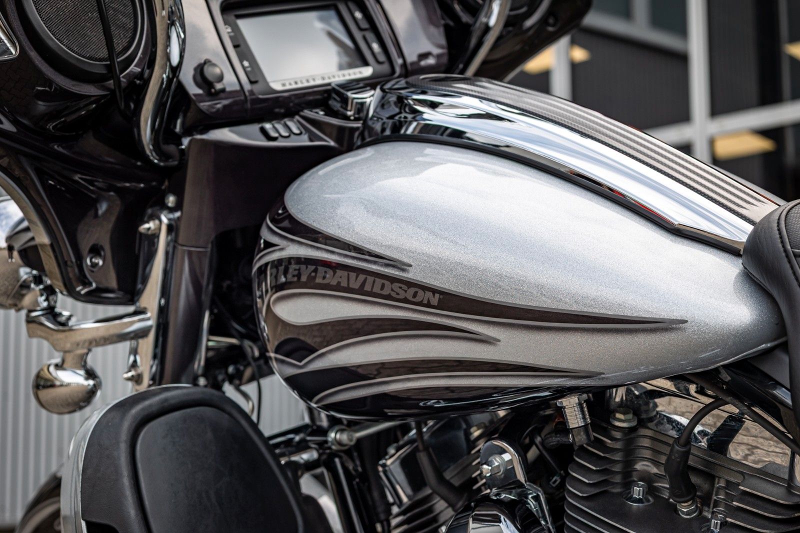 Fahrzeugabbildung Harley-Davidson CVO STREET GLIDE 110 FLHXSE - KESSTECH