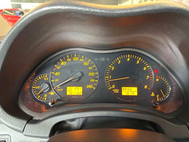 Toyota Avensis 2.4 Executive Liftback