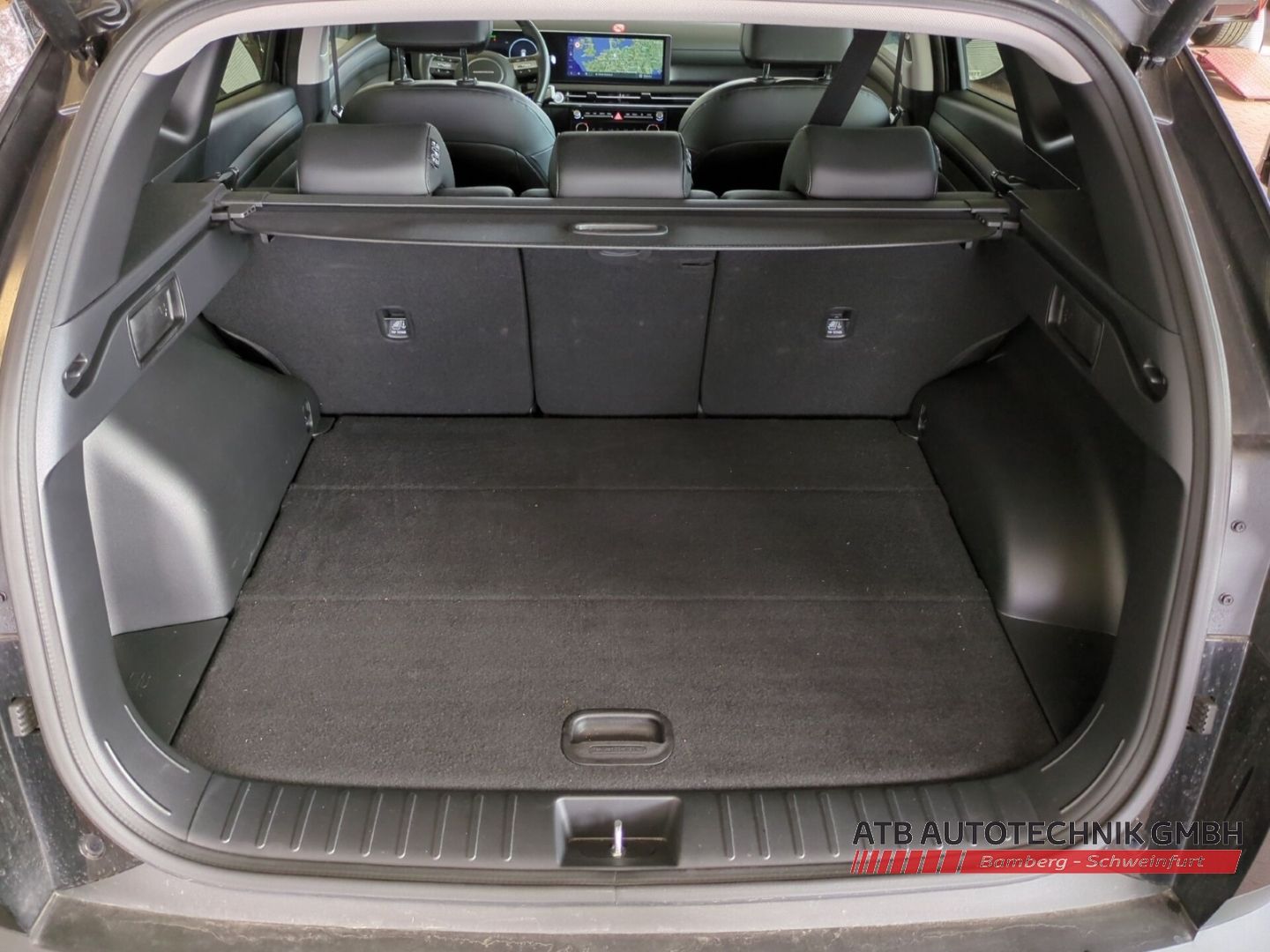 Fahrzeugabbildung Hyundai Tucson Trend 1.6 T-GDi PHEV 4WD Navi El. Heckkla