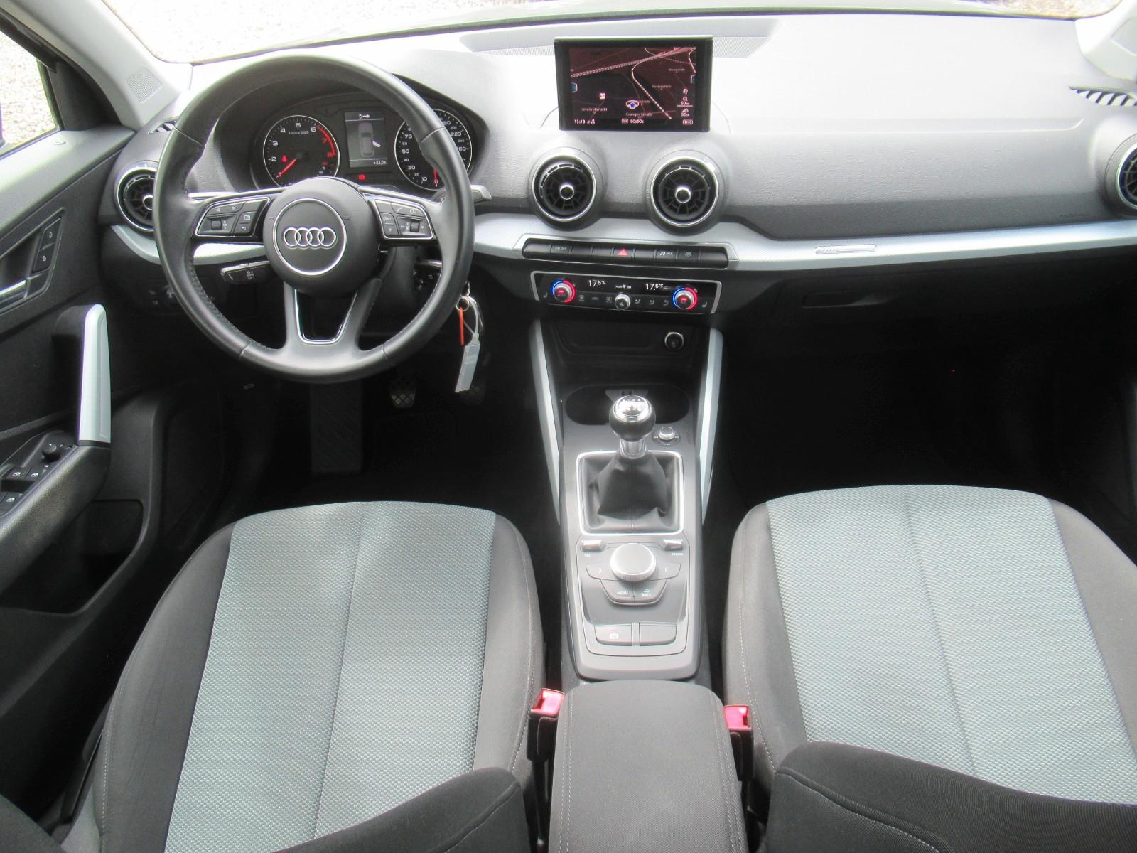 Audi Q2 30 TFSI design S-LINE-NAVI MMI-LED-AHK-SHZ-2., миниатюра 21