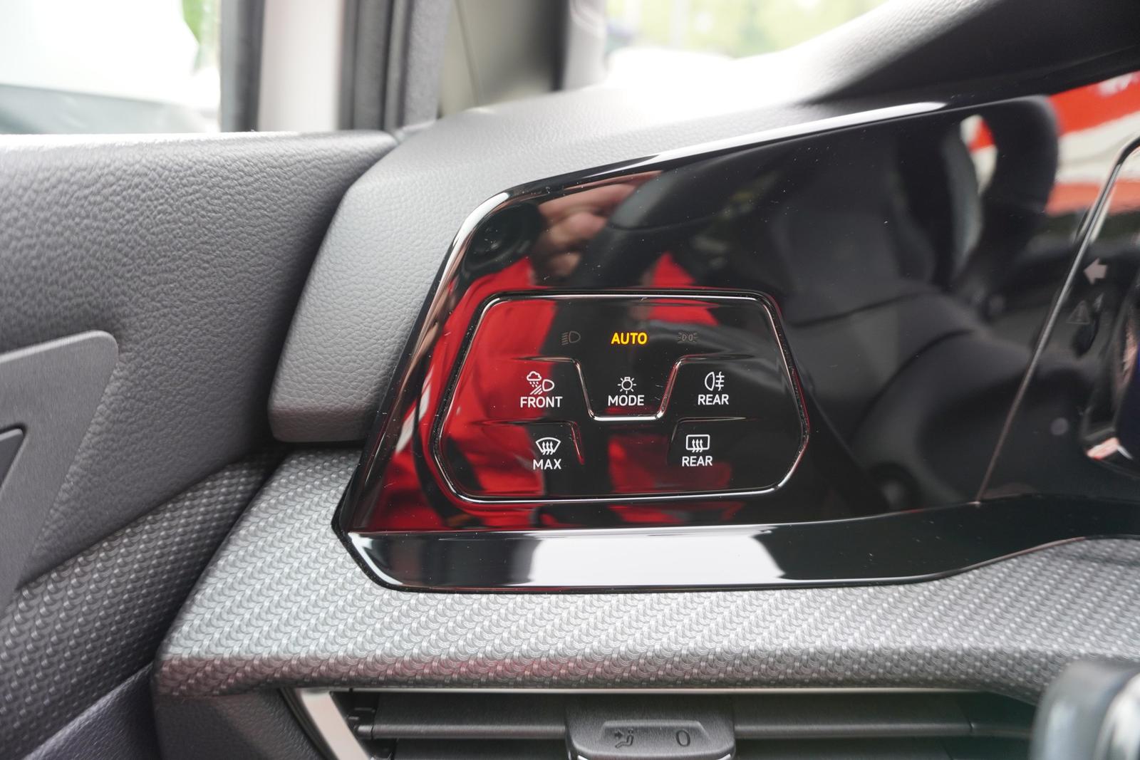 Volkswagen Golf VIII eTSI R-Line DSG App-Connect DAB LED, миниатюра 24