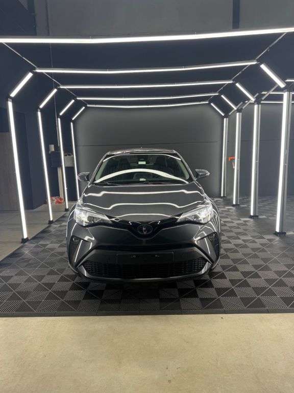 Image of Toyota C-HR