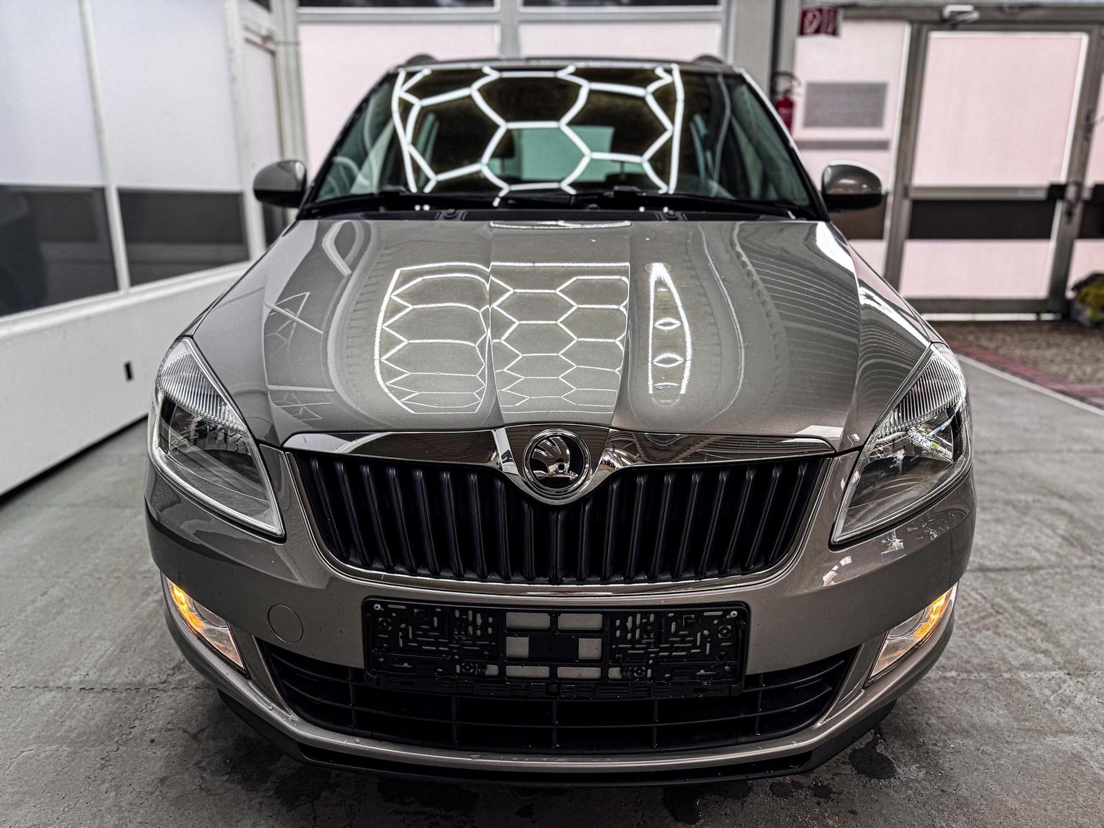 Skoda Fabia Combi AMBIENTE RADIO KLIMA ALU EL.PAKET...