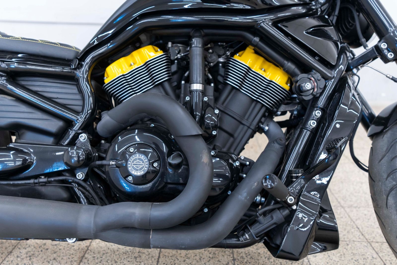 Fahrzeugabbildung Harley-Davidson VRSCF VROD