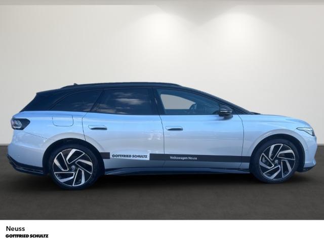 Volkswagen ID.7 Tourer Pro S 86 kWh NAVI AHK PANO BLACK STY