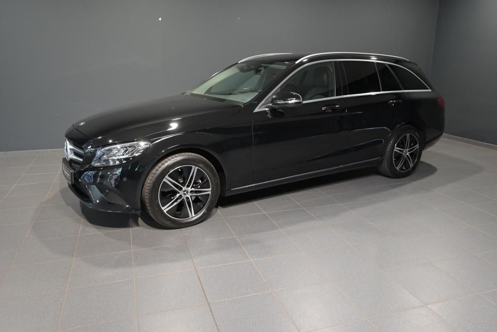 Mercedes-Benz C 220