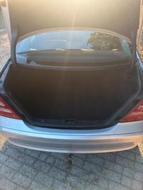صورة 8 لـ 2004 Mercedes-BENZ C 180