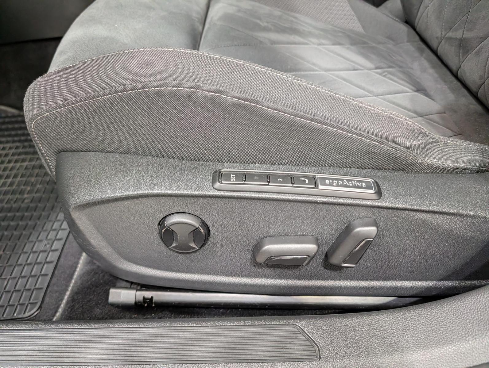Volkswagen Golf 1.5 TSI Style LED Navi Massage ACC RFK, миниатюра 23