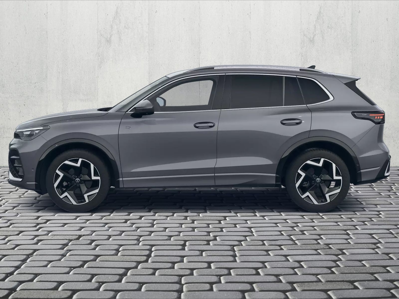 Tiguan 1.5 eTSI R-LINE *MATRIX*LEDER*IQ.DRIVE*