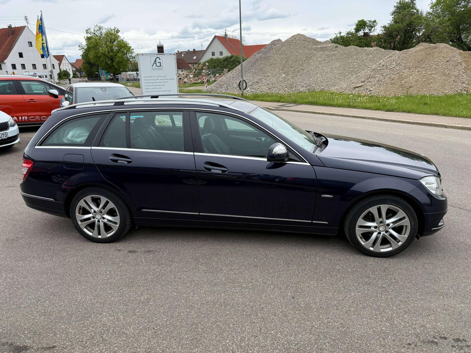 Mercedes-Benz C230 2008 — photo 8