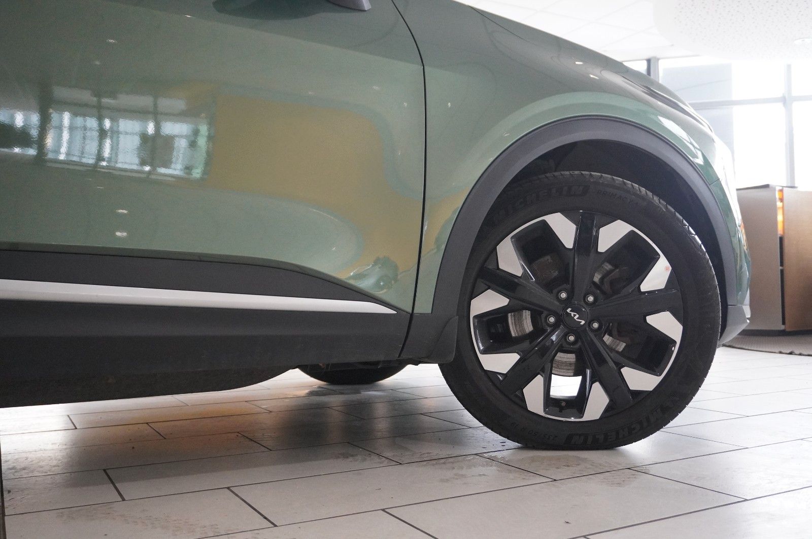 Fahrzeugabbildung Kia Sportage 1.6 HYBRID AWD NAVI/LED/KAMERA/SPORT/SH