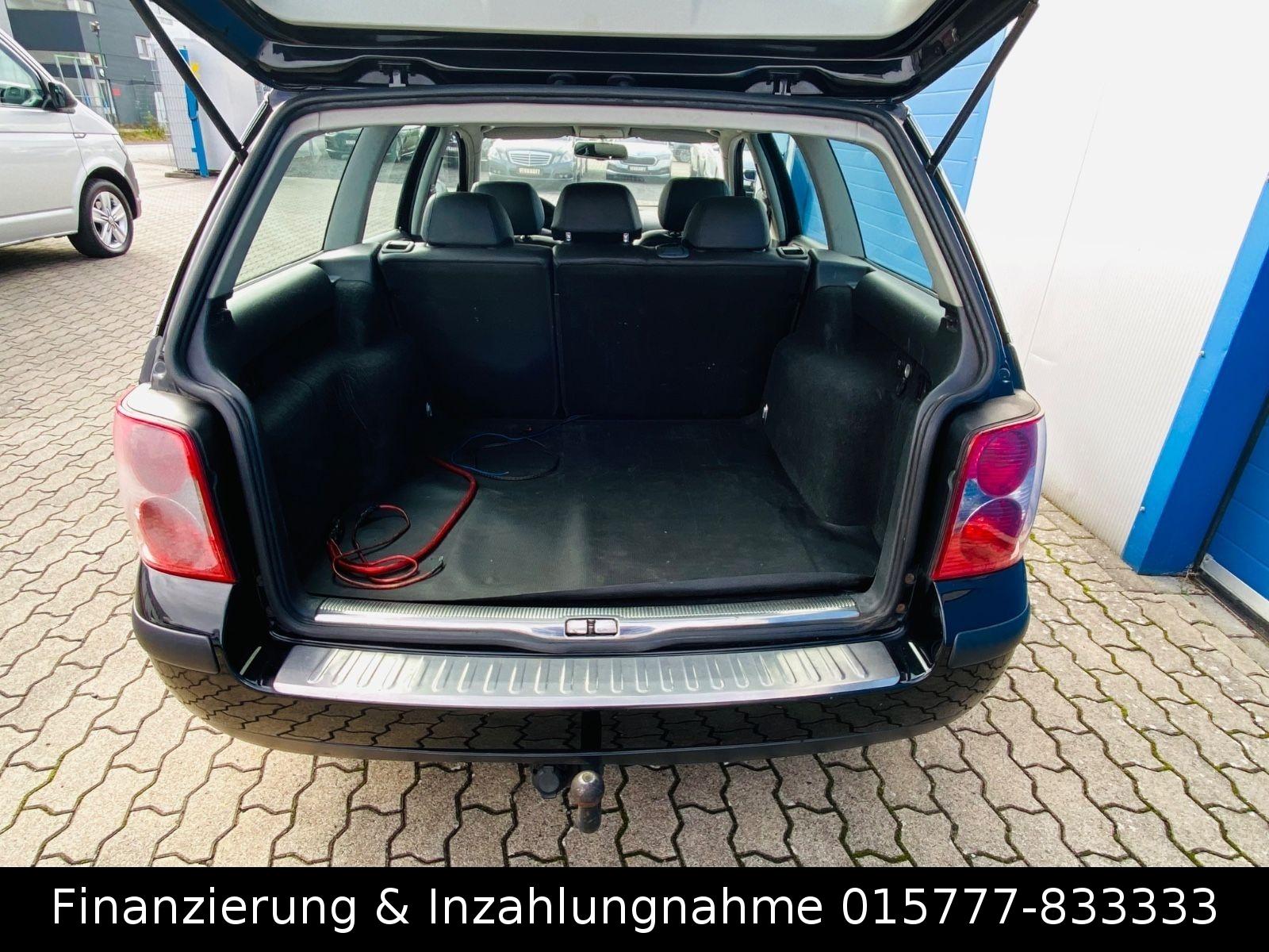 Volkswagen Passat 2004 — photo 12