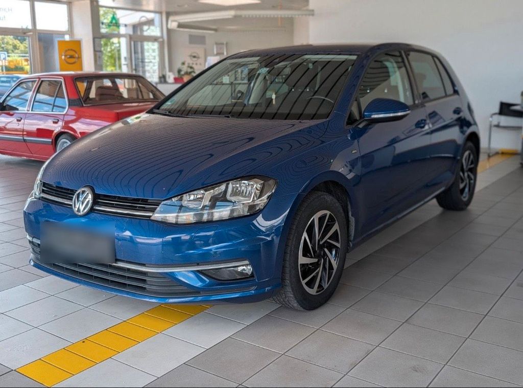Image of Volkswagen Golf