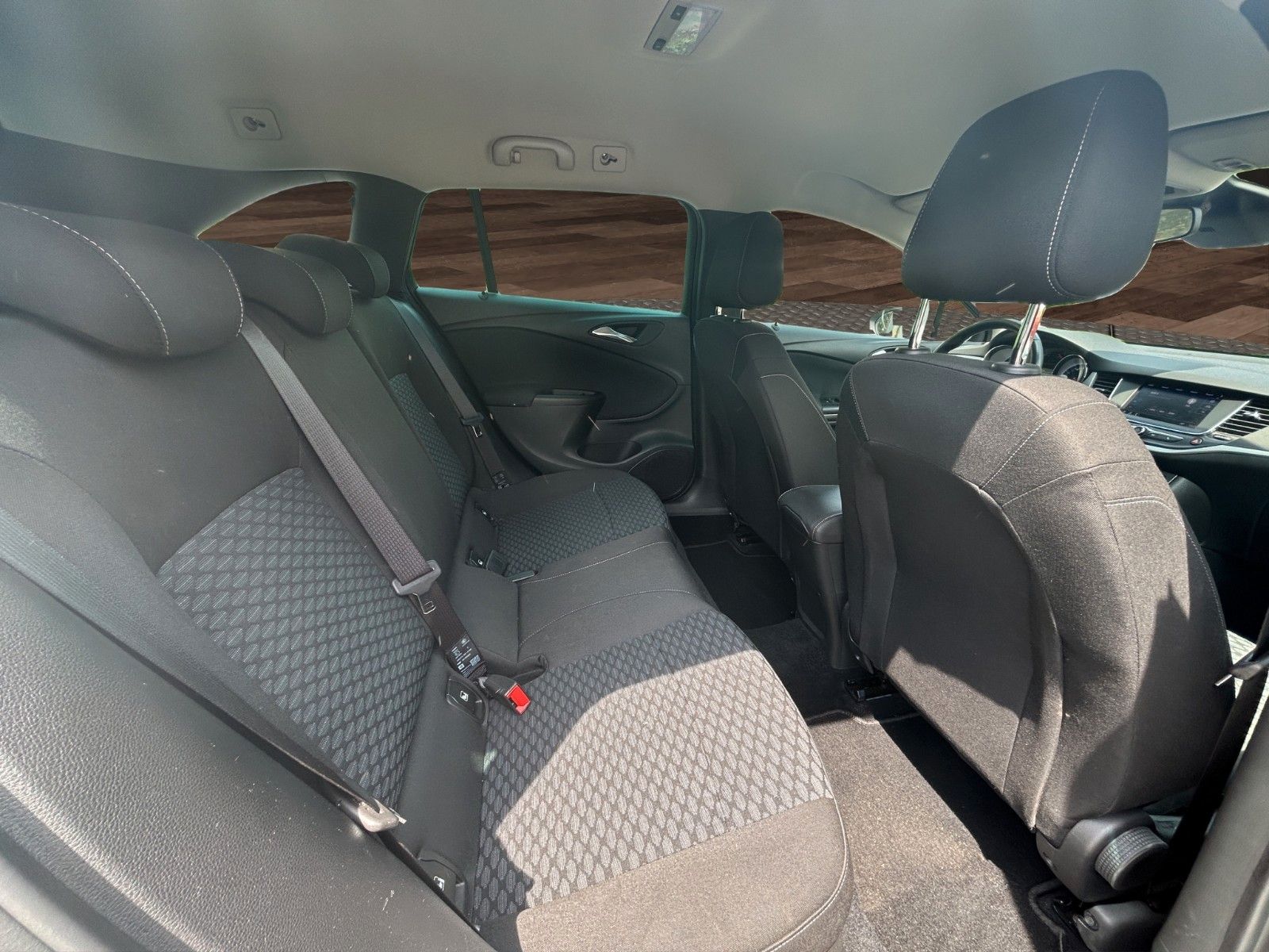 Fahrzeugabbildung Opel Astra K Sports Tourer Aut./Kamara/ Start/Stop