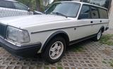 Volvo 240 B230F - Volvo 240 in Dresden