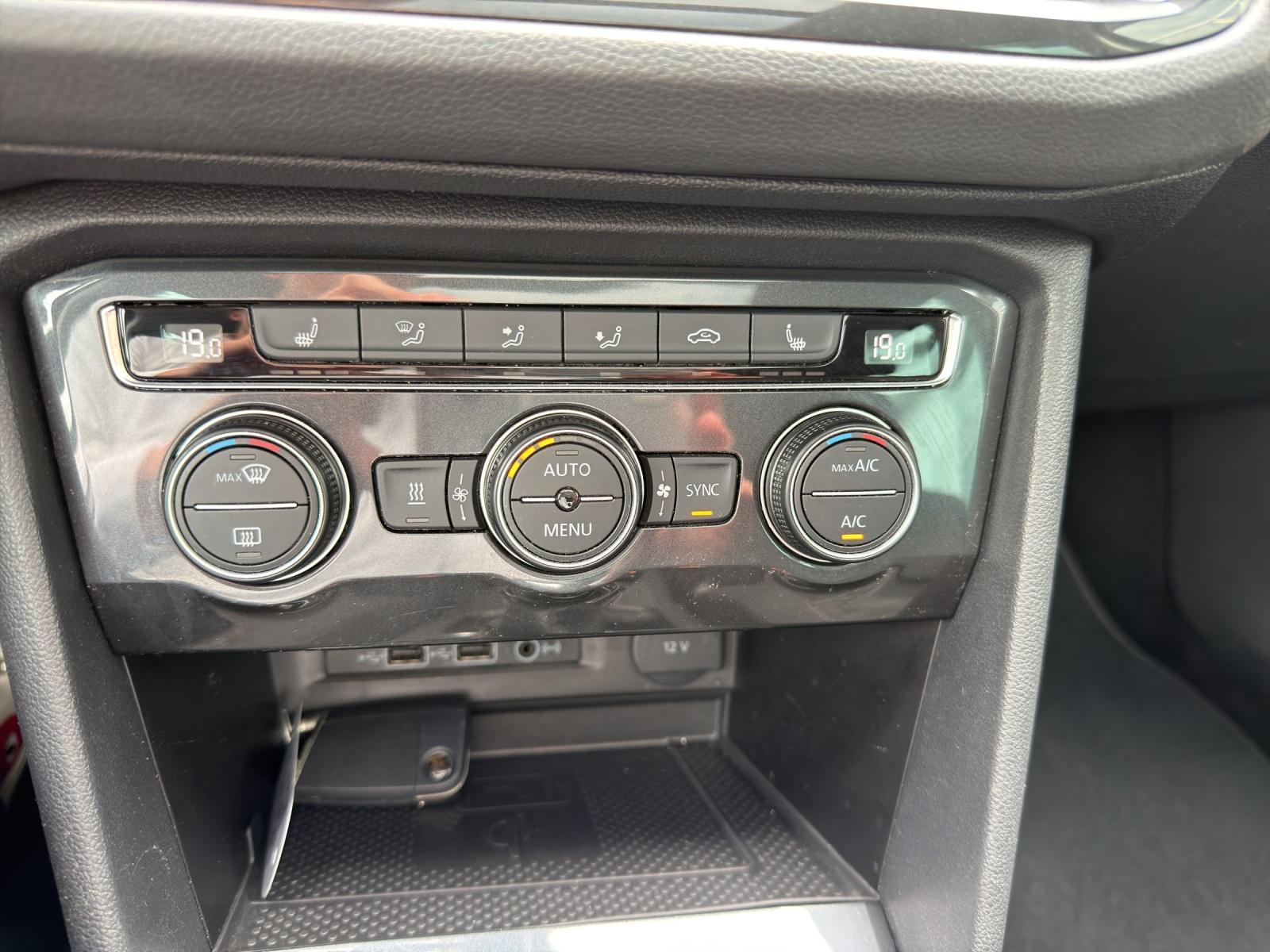 Volkswagen Tiguan 2.0 TDI DSG 4M Highline HeadUp Panodach, миниатюра 17
