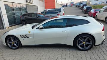 صورة 6 لـ 2016 Ferrari GTC4LUSSO