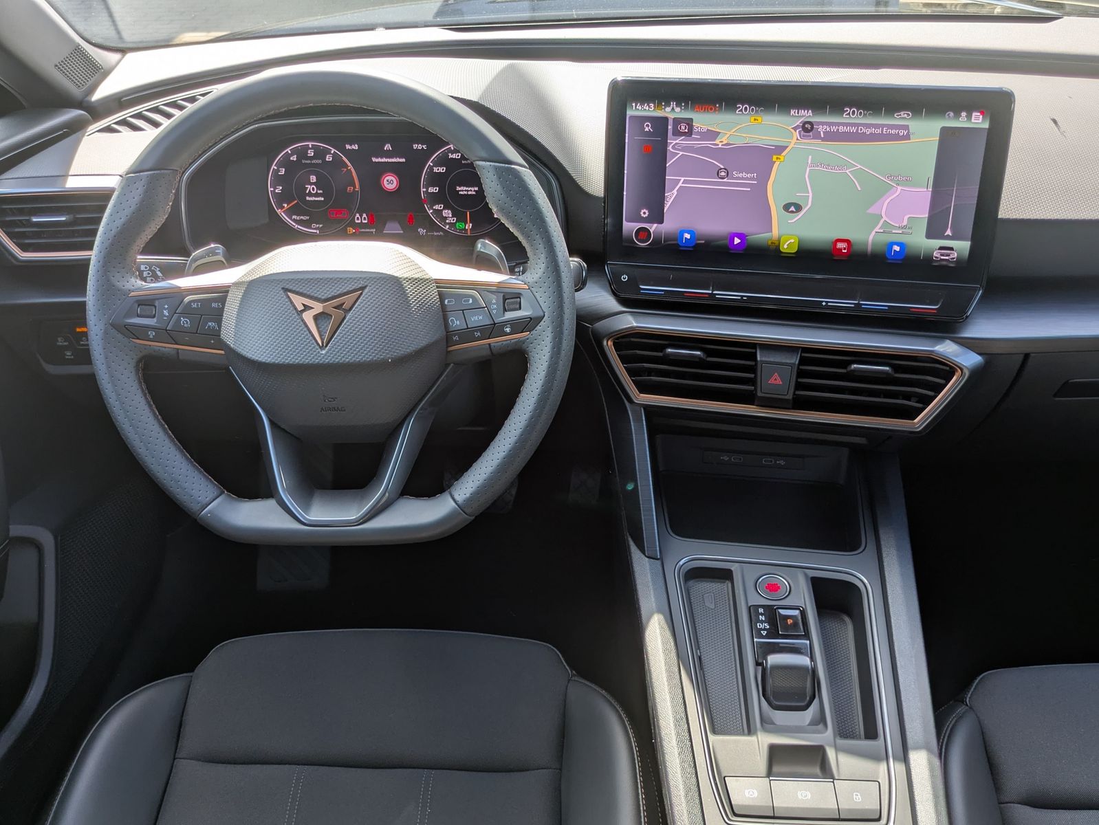 Fahrzeugabbildung CUPRA Leon 1.5 eTSI DSG MATRIX-LED*ACC*APP*KAMERA*18"