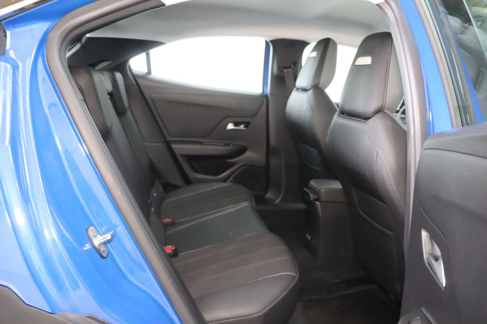 Fahrzeugabbildung Opel Mokka 1.2i Elegance 1.Hand * HU/AU neu