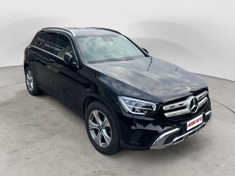 Image of Mercedes-Benz GLC 200