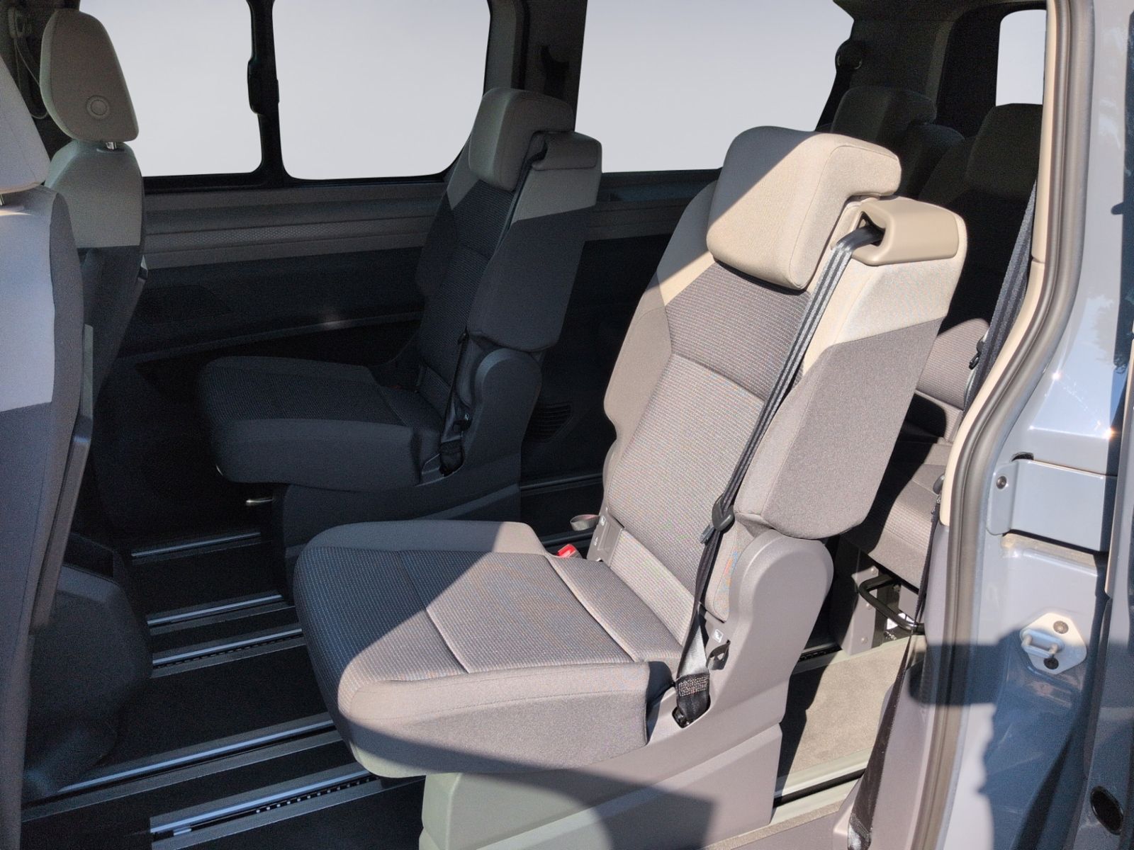 T7 Multivan 2.0 TDI LÜ Klima LED Navi Alu