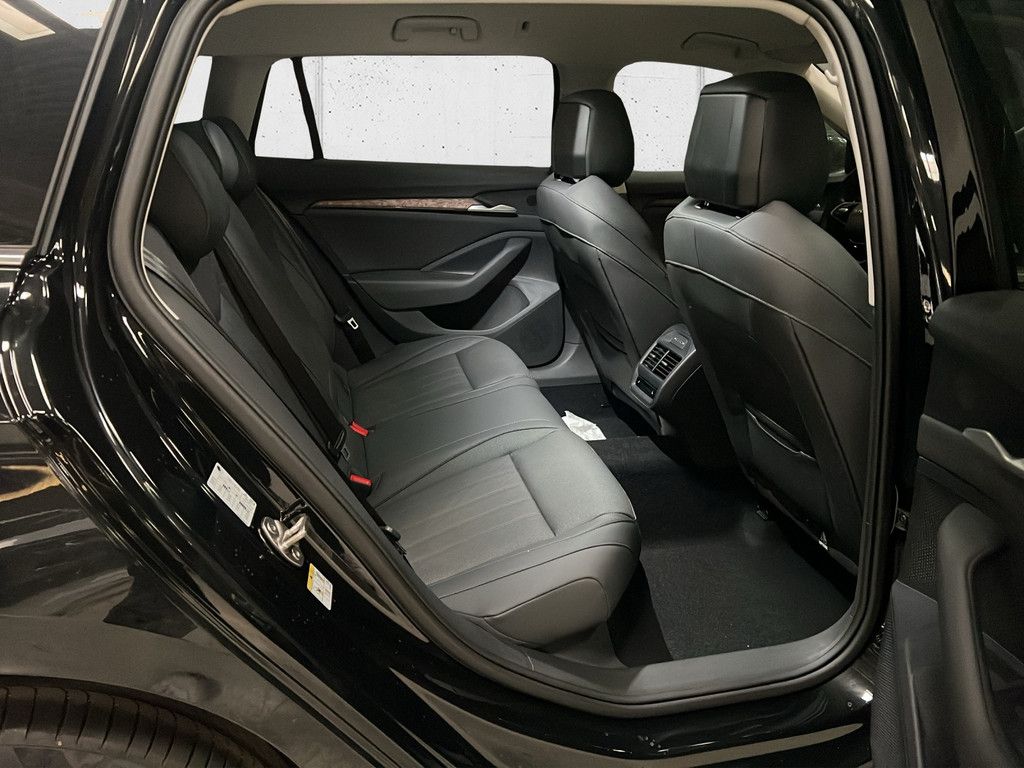 Skoda Superb - Bild 12