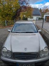 Mercedes-Benz C 180 KOMPRESSOR CLASSIC Classic - Mercedes-Benz C 180: Classic