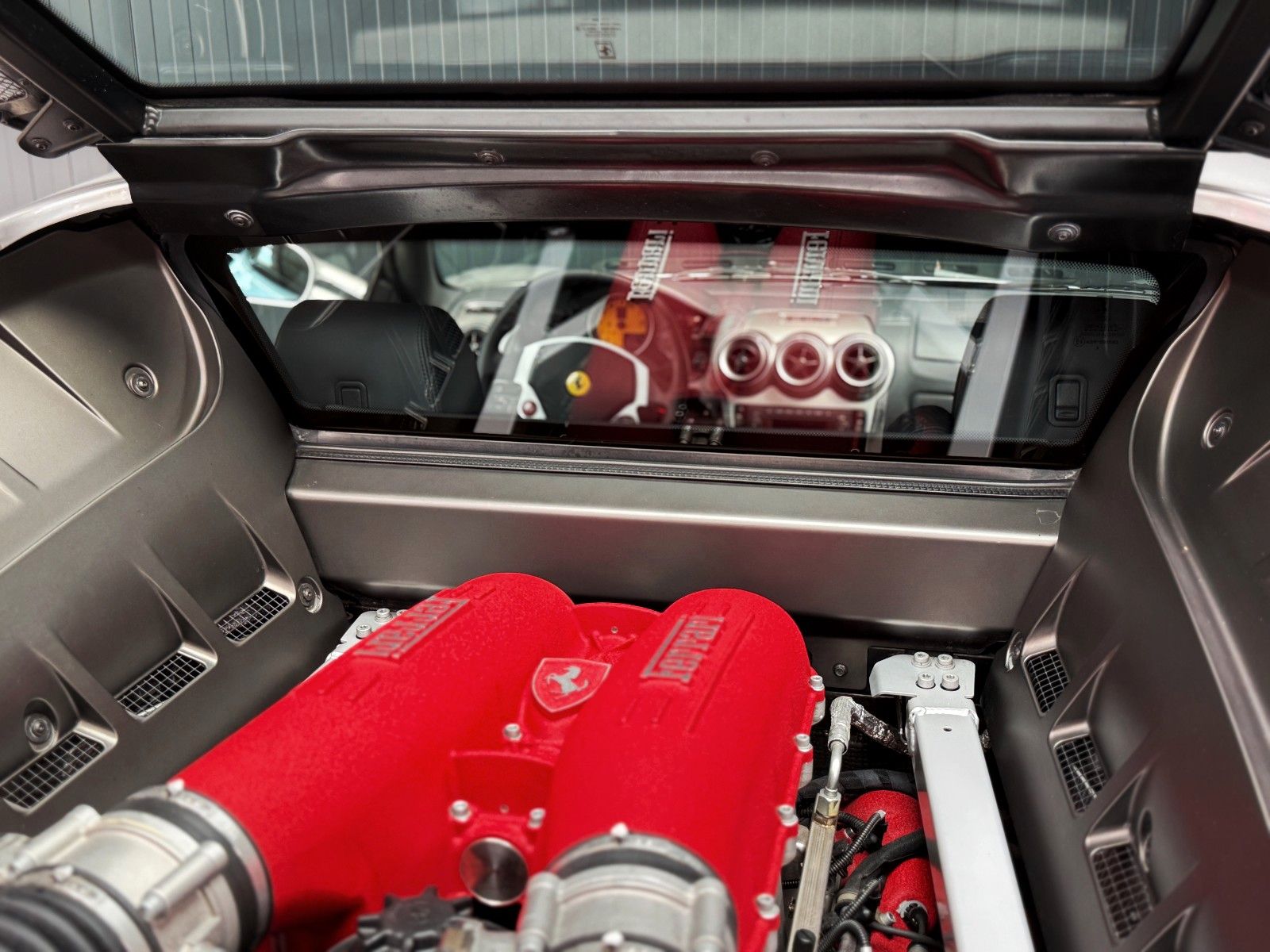 Fahrzeugabbildung Ferrari F430 F1 + Argento Nürburgring + Innen Blue Scuro