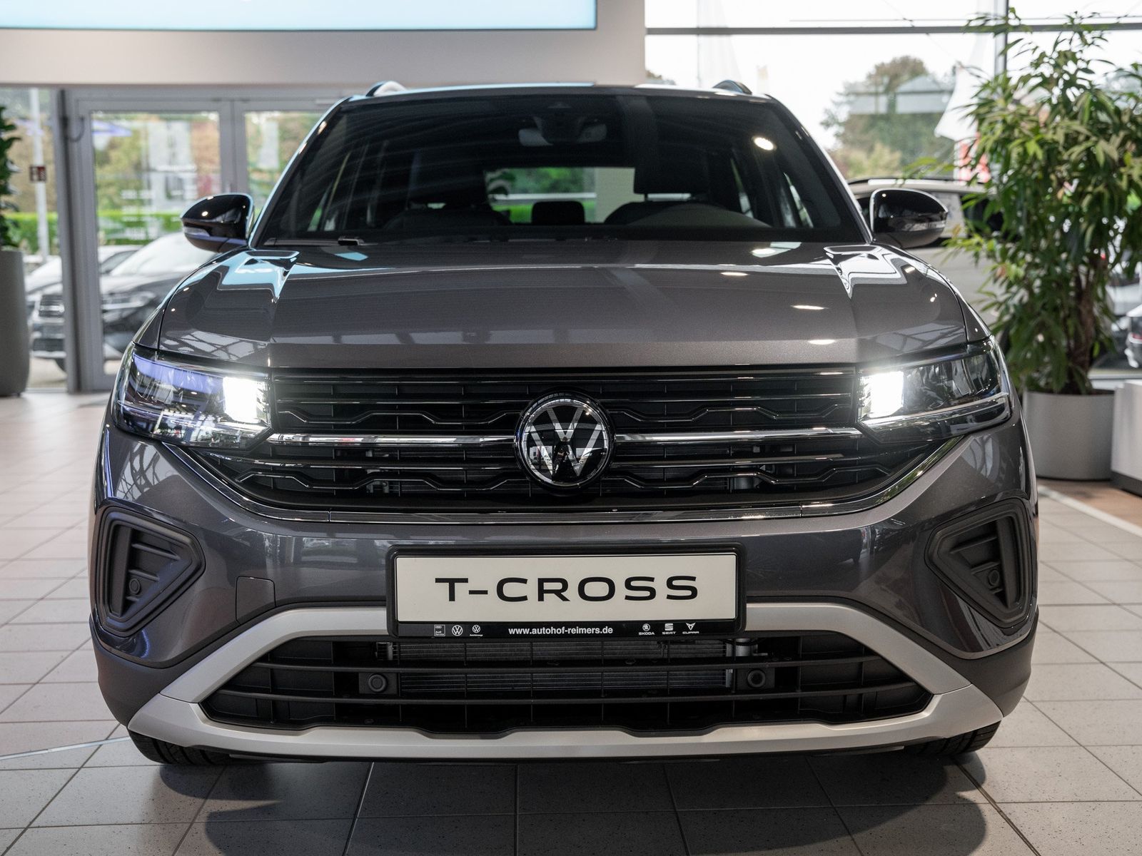 Volkswagen T-Cross Life 1.0 l Kam. Navi Virtual ACC KlimaA imagem 3