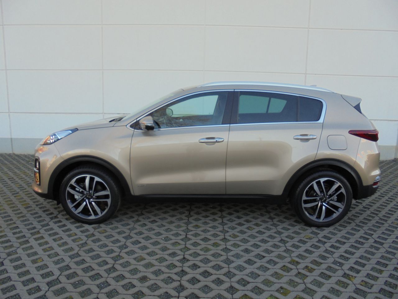 Kia Sportage 1.6 CRDI 136 AWD Spirit imagem 3