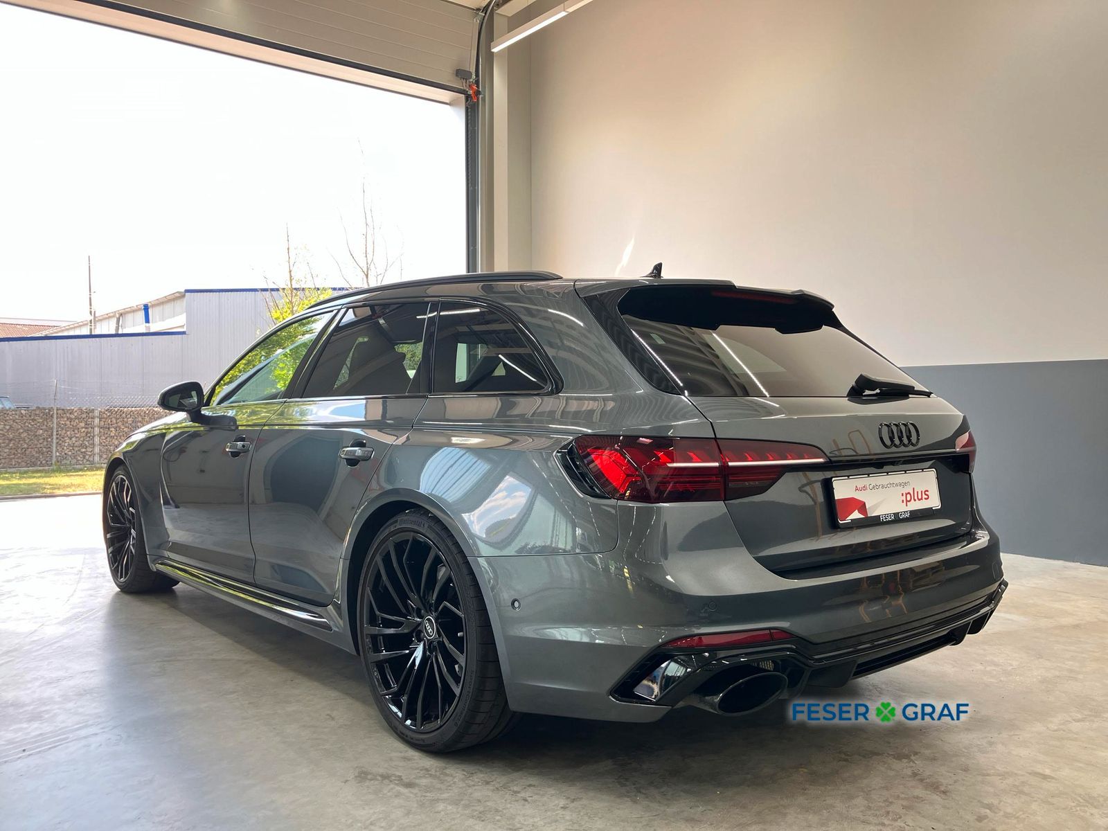 Audi RS4 - Bild 8