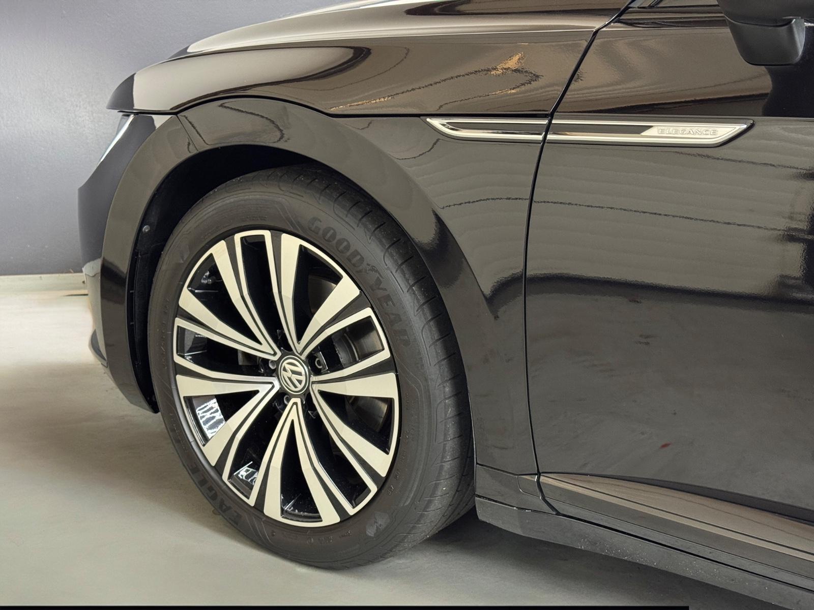 Volkswagen Arteon 2.0 TSI DSG/ACC/Massage/Spurhalte/LED