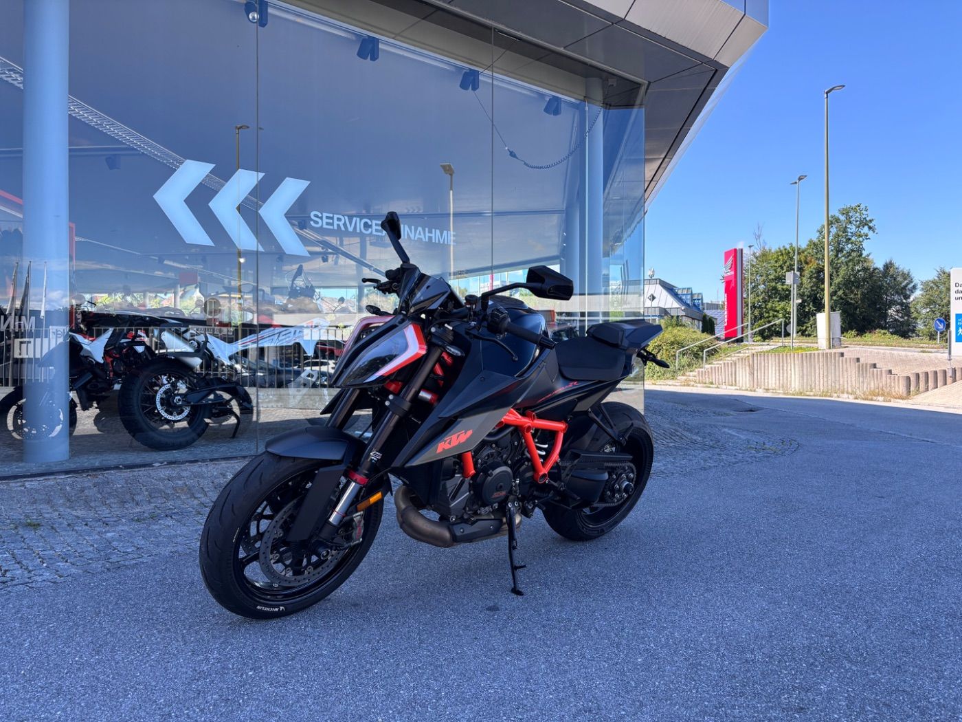 Fahrzeugabbildung KTM 1290 Super Duke R, Remus, Kurzer KZH, TechPack,