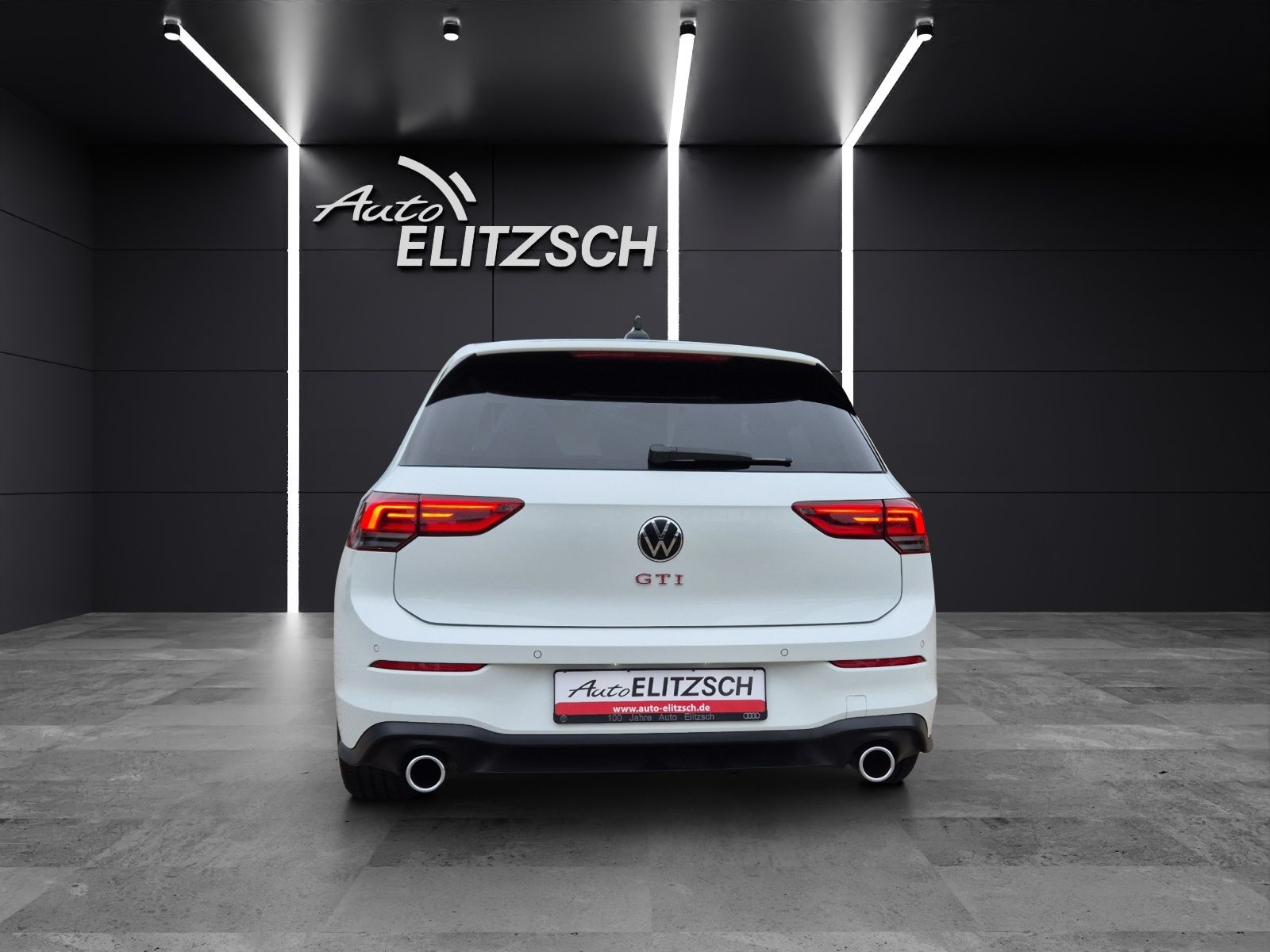 Fahrzeugabbildung Volkswagen Golf VIII GTI TSI DSG ACC LED AHZV