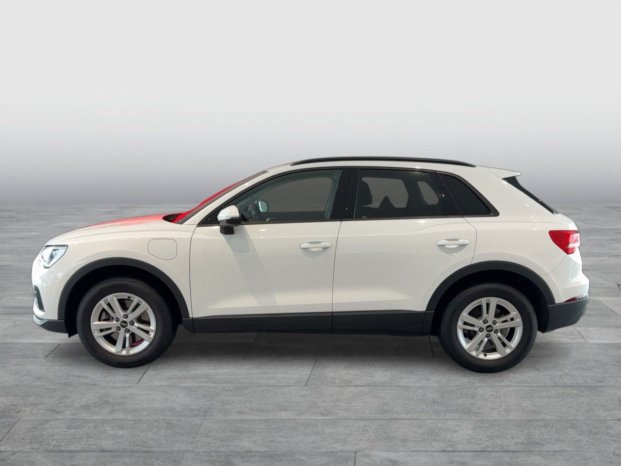 Audi Q3 45 TFSI e S tronic LED Navi RKamera AHK SHZ imagem 2