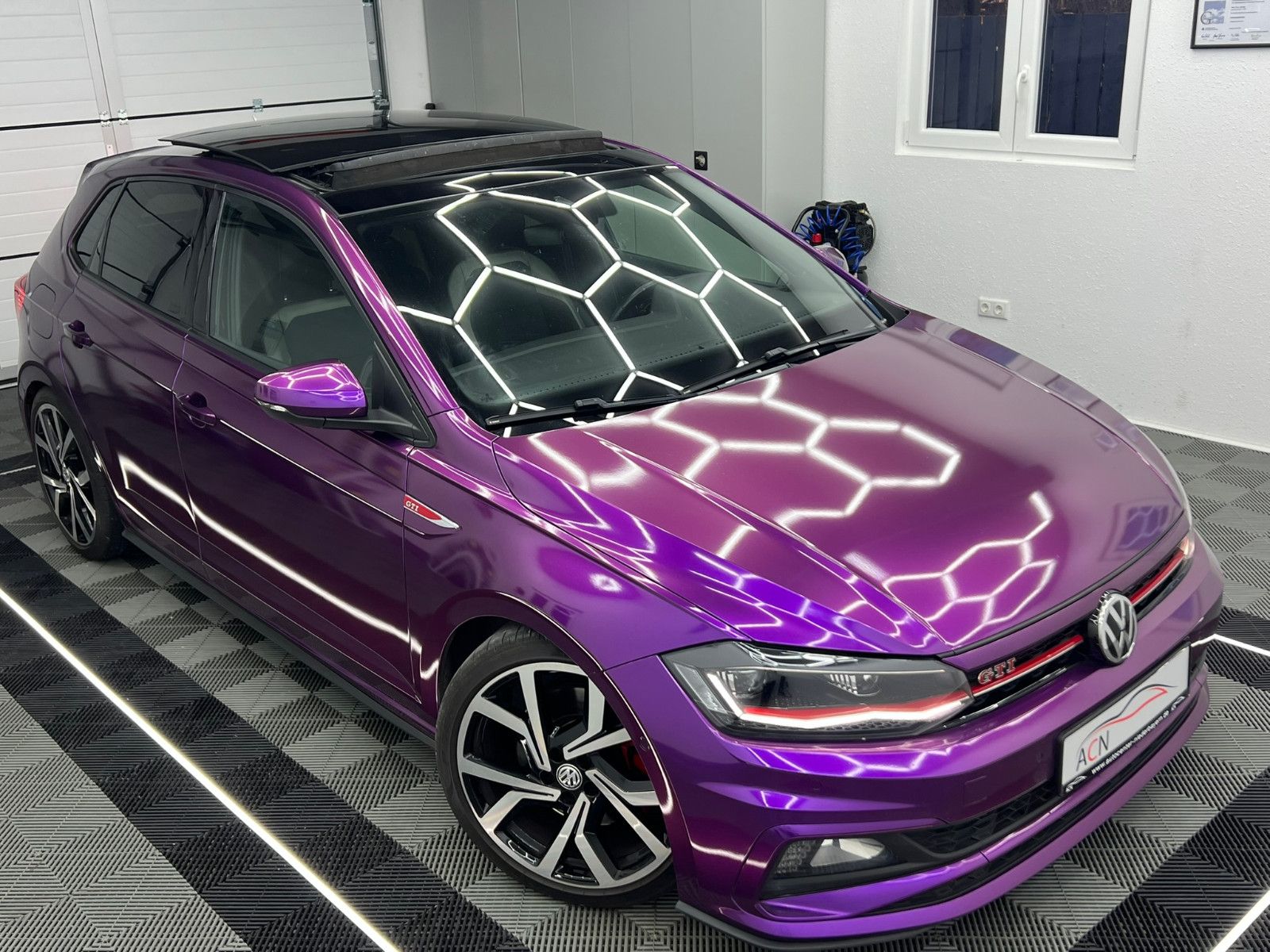 Fahrzeugabbildung Volkswagen Polo VI GTI/SPORTAUSPUFF/ACC/AMBIENTE/PANO