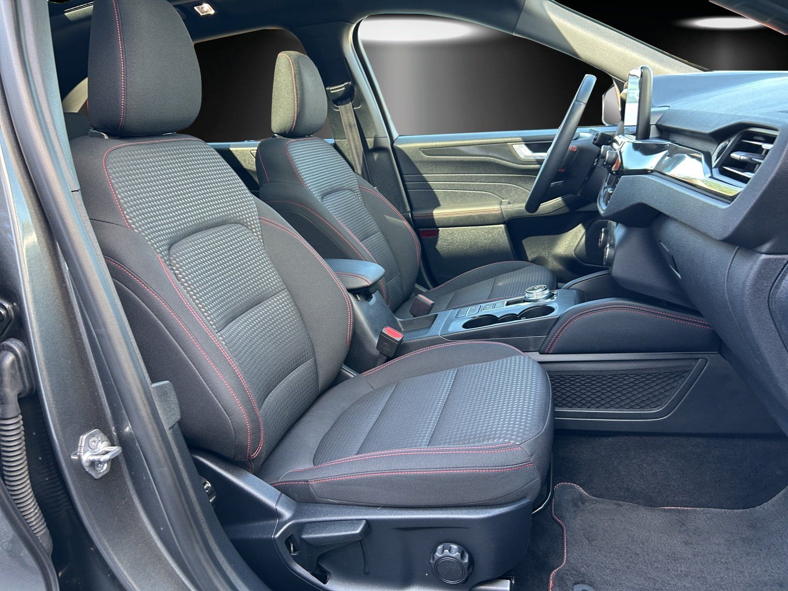 Fahrzeugabbildung Ford Kuga 2.5 PHEV ST-Line Aut./LED/NAVI/KAMERA/PANO/