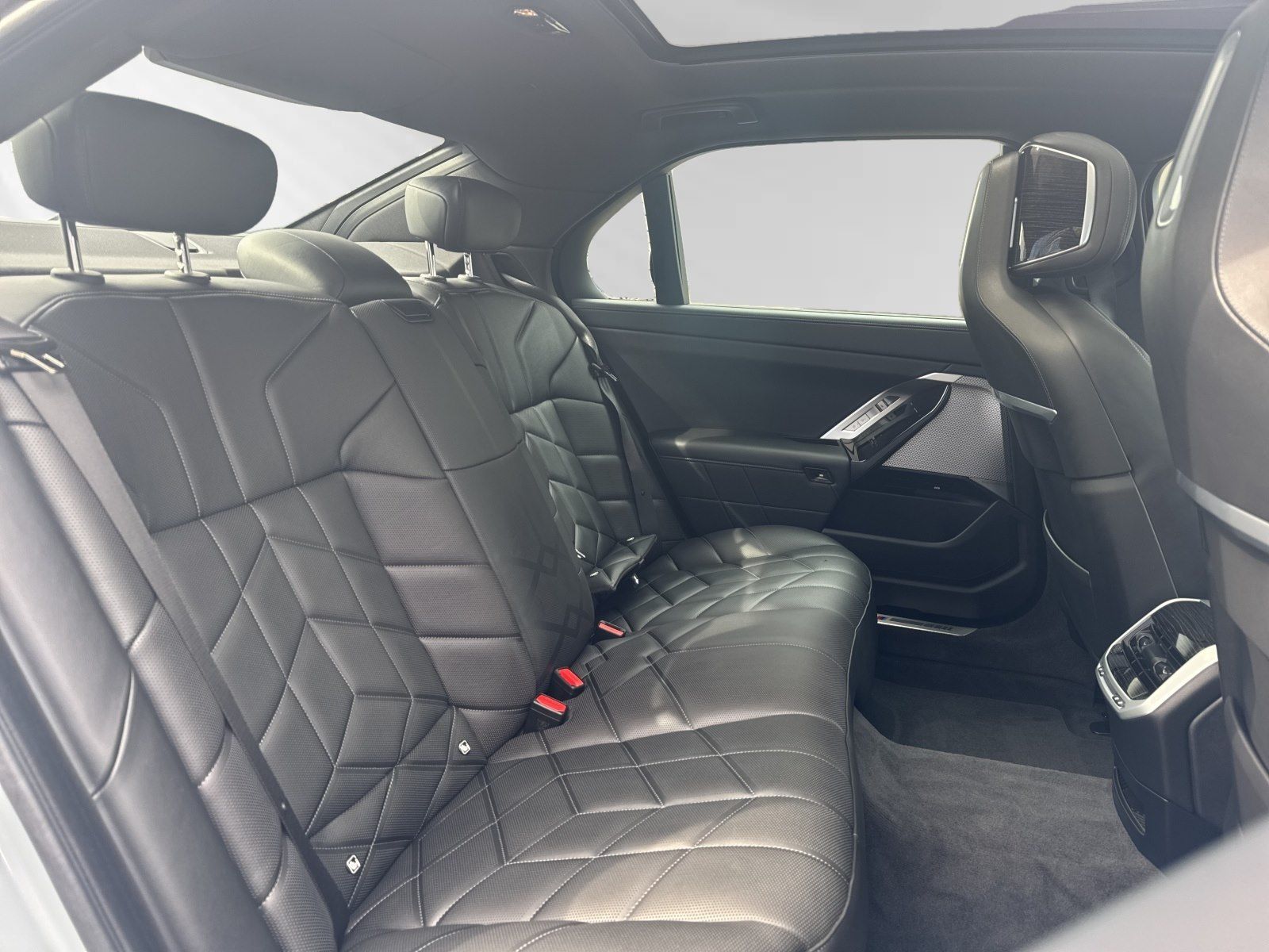 BMW 740 - Bild 13