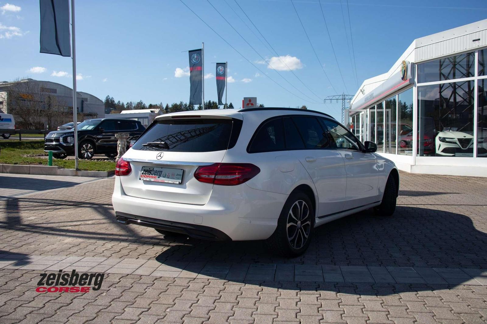 Mercedes-Benz C 250 C 250D T 4Matic BlueTec Night-Pak./AHK/Pan