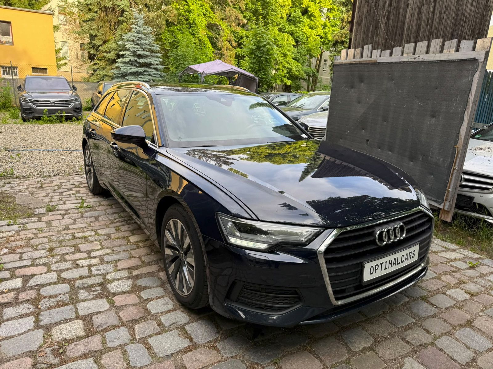Audi A6 - 1