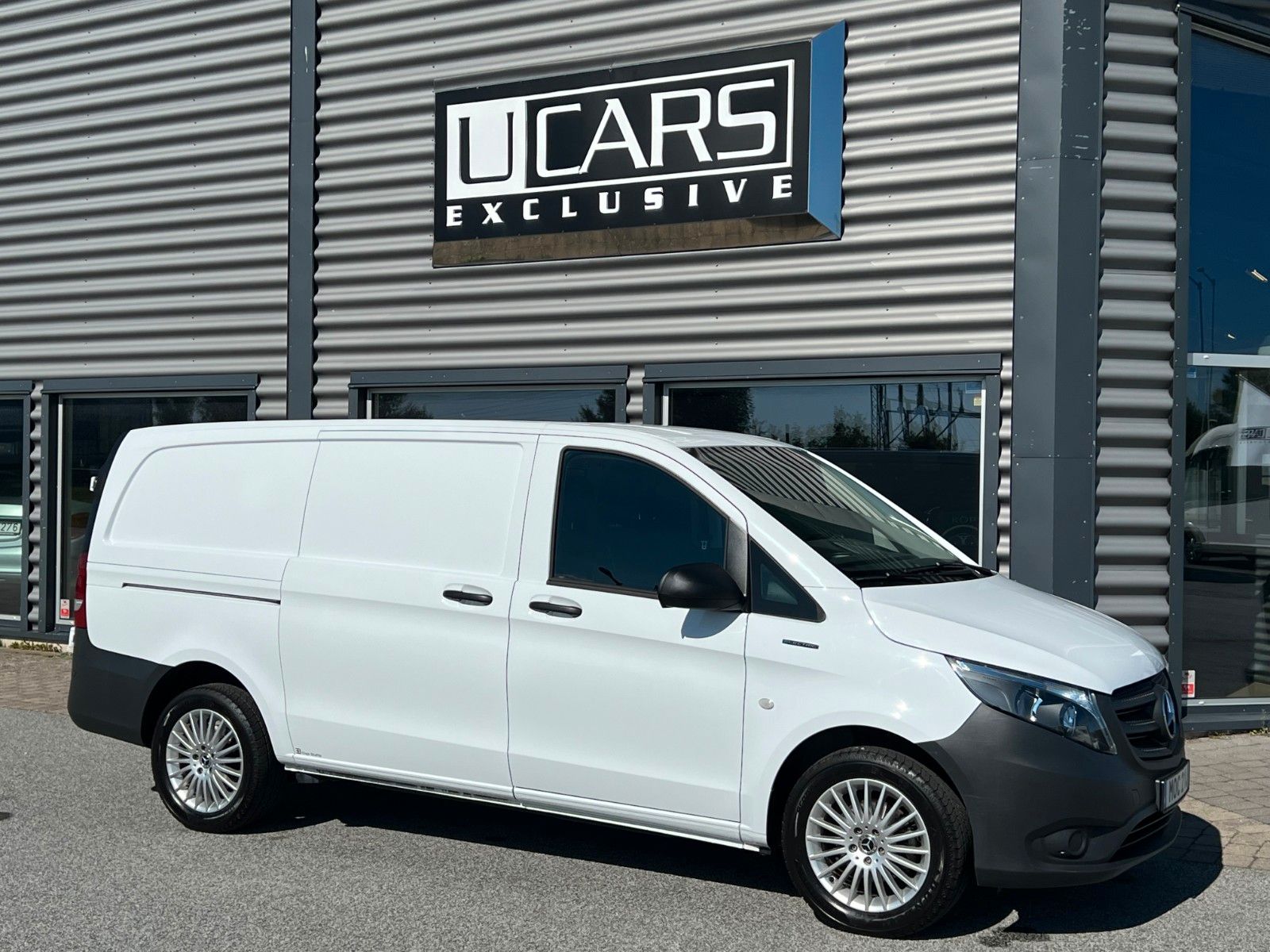 MERCEDES-BENZ Vito / eVito 111