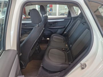 BMW 218 - 9