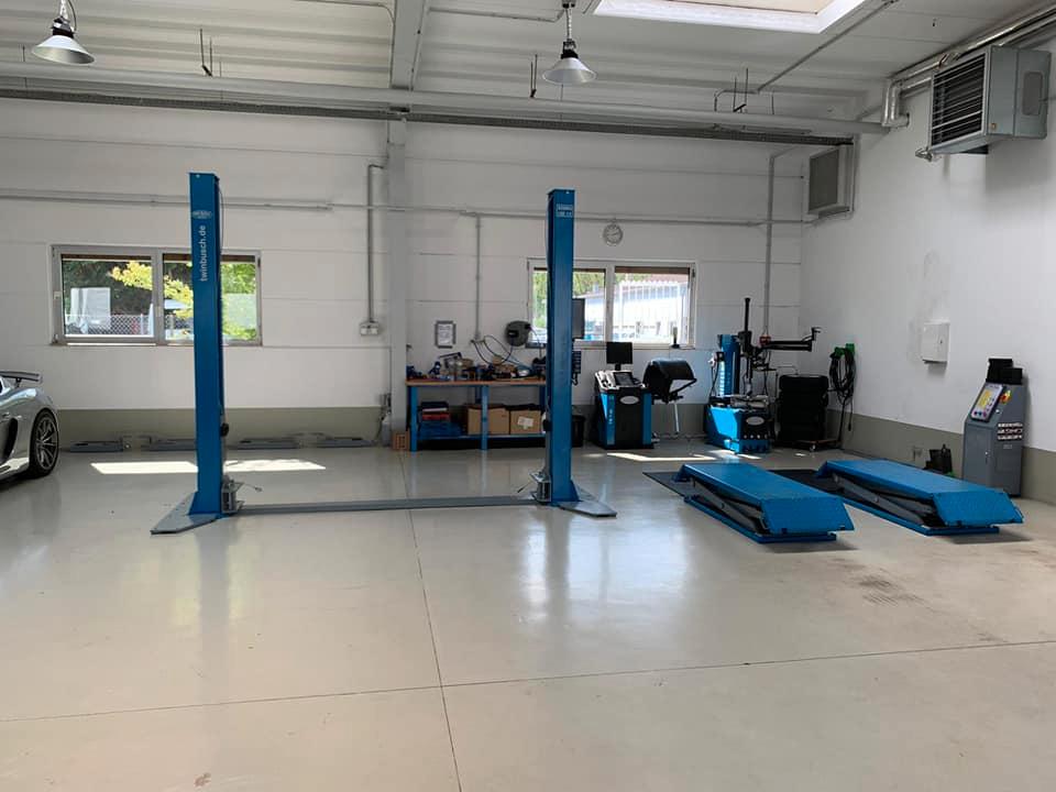 showroom-image-bottom