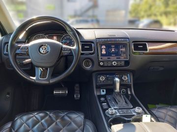 Volkswagen Touareg - 4