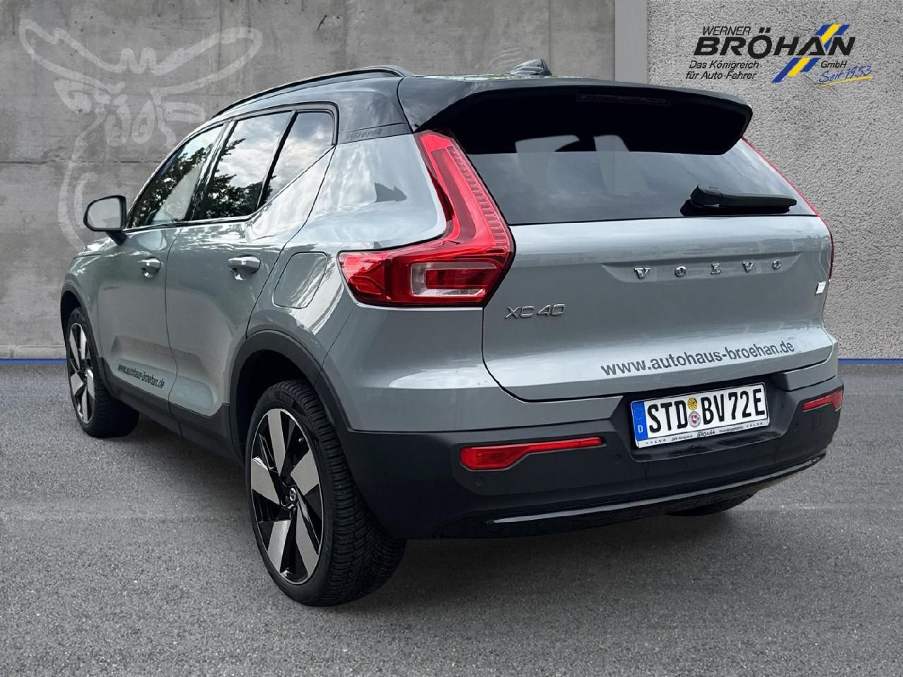 Fahrzeugabbildung Volvo XC40 Recharge Plus Single Motor Extended Range