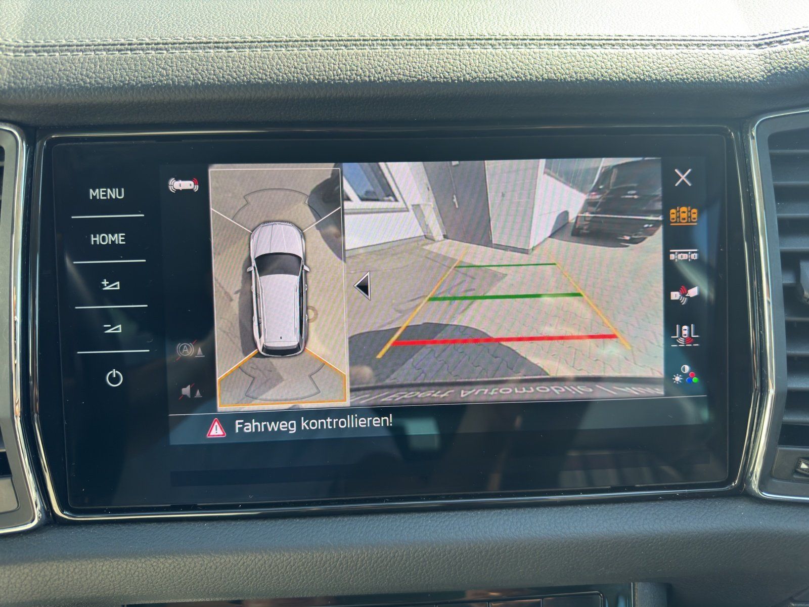 Fahrzeugabbildung SKODA Kodiaq 2.0 TDI L&K 4x4/ST-HZG/ACC/AHK/360°CAM/