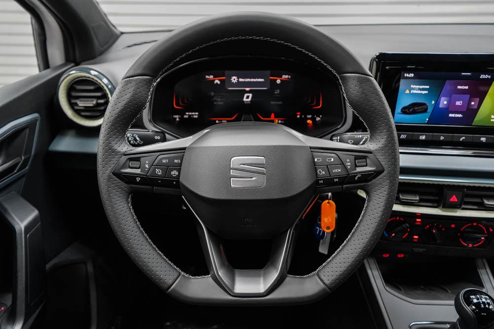 SEAT Ibiza neues Modell 1,0 TSI Style LAGER, миниатюра 9