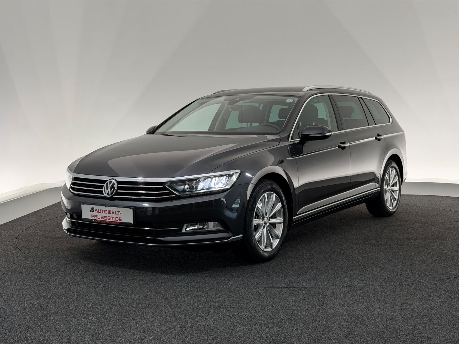 Volkswagen Passat Var. 2.0 TDI*HIGHLINE*LED-ACC-AHK-MASSAGE imagem 3